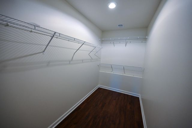 10249 STERLING RIDGE DR, Cordova, TN 38018