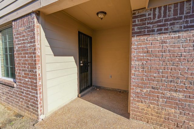 10249 STERLING RIDGE DR, Cordova, TN 38018