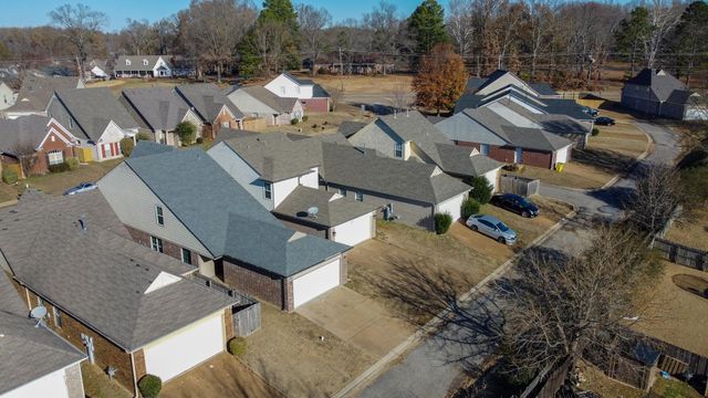 10249 STERLING RIDGE DR, Cordova, TN 38018