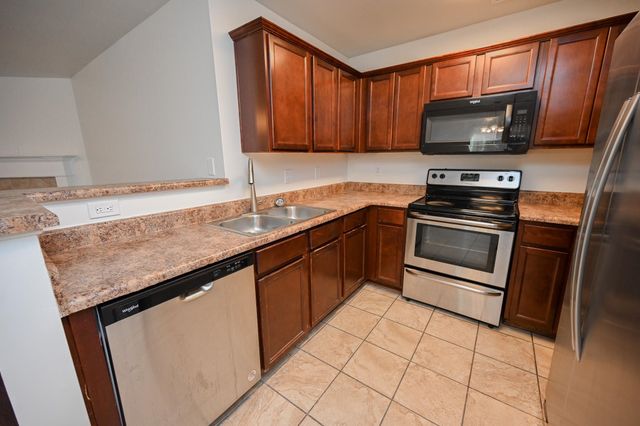 10249 STERLING RIDGE DR, Cordova, TN 38018