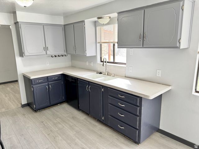 4685 PORTER AVE, South Ogden, UT 84403