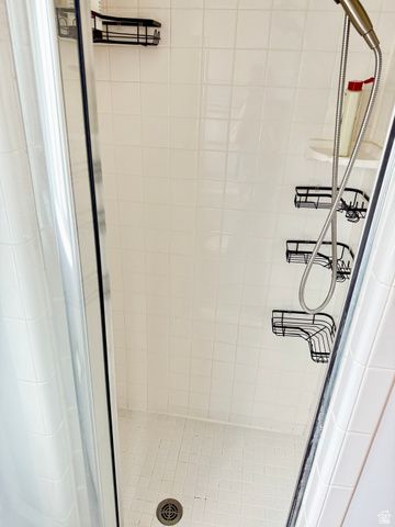 4685 PORTER AVE, South Ogden, UT 84403