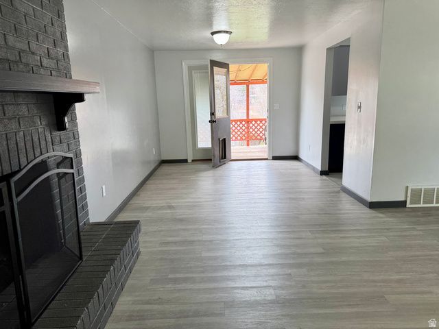 4685 PORTER AVE, South Ogden, UT 84403