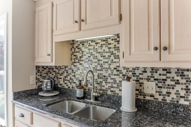 1272 Shadow Way, Greenville, SC 29615