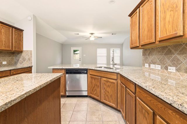 10159 Rose Willow Lane, Brookshire, TX 77423