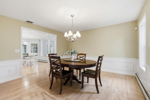 70 Ellyson Avenue, Hampstead, NH 03826