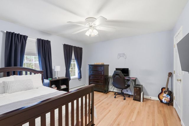 70 Ellyson Avenue, Hampstead, NH 03826
