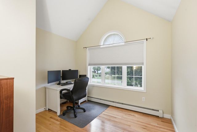 70 Ellyson Avenue, Hampstead, NH 03826
