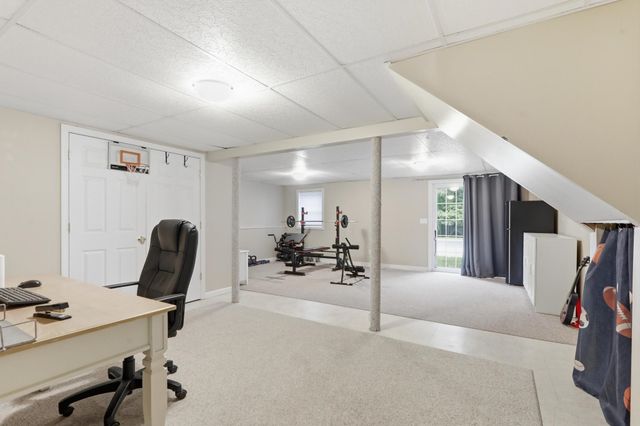 70 Ellyson Avenue, Hampstead, NH 03826