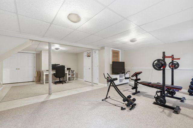 70 Ellyson Avenue, Hampstead, NH 03826