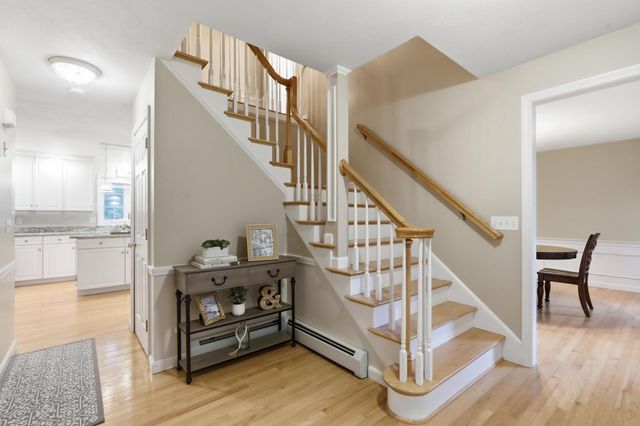 70 Ellyson Avenue, Hampstead, NH 03826
