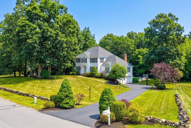 70 Ellyson Avenue, Hampstead, NH 03826