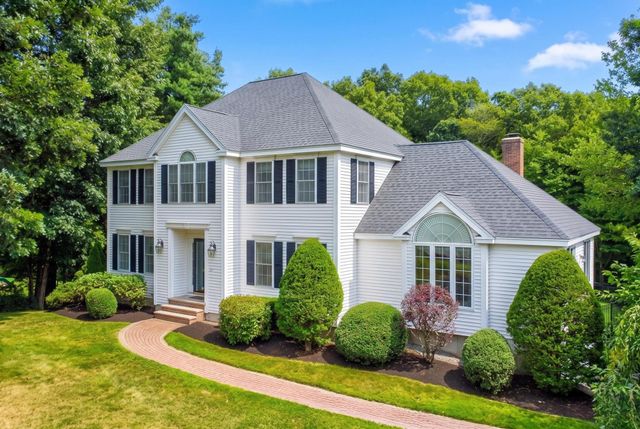 70 Ellyson Avenue, Hampstead, NH 03826