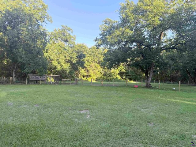 417 Plantation Road, Warner Robins, GA 31093