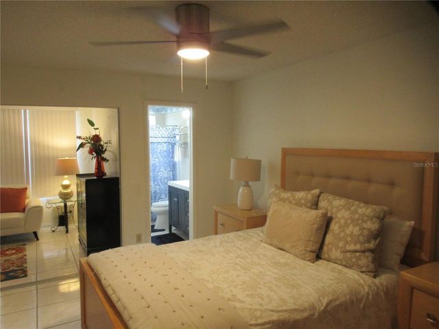 2468 FLORENTINE WAY 30, Clearwater, FL 33763