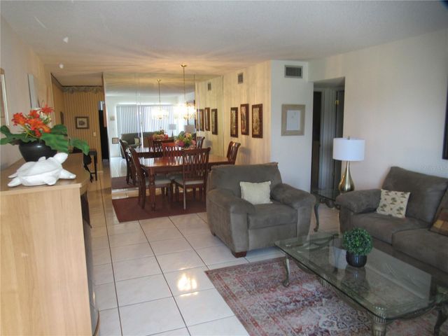 2468 FLORENTINE WAY 30, Clearwater, FL 33763