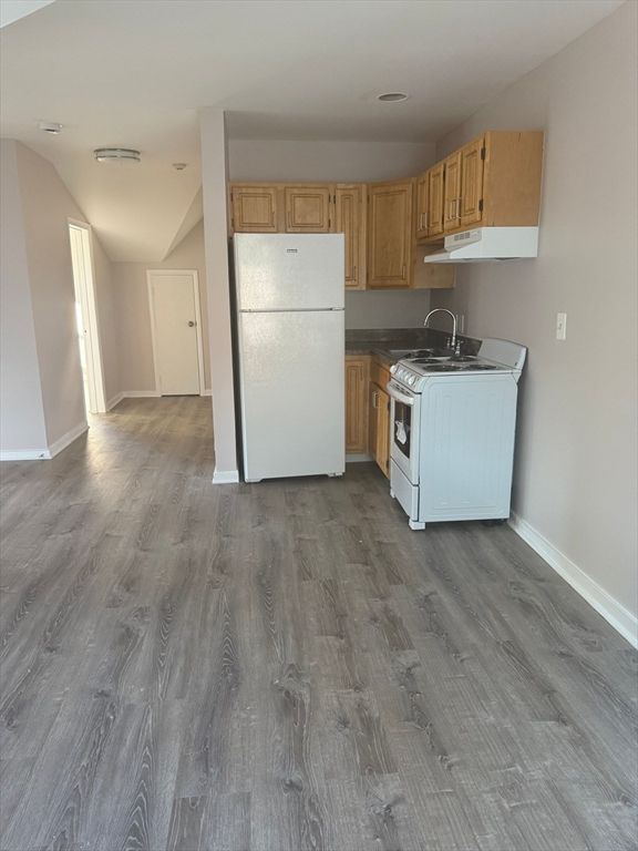 3 Sunderland Street 6, Boston, MA 02121