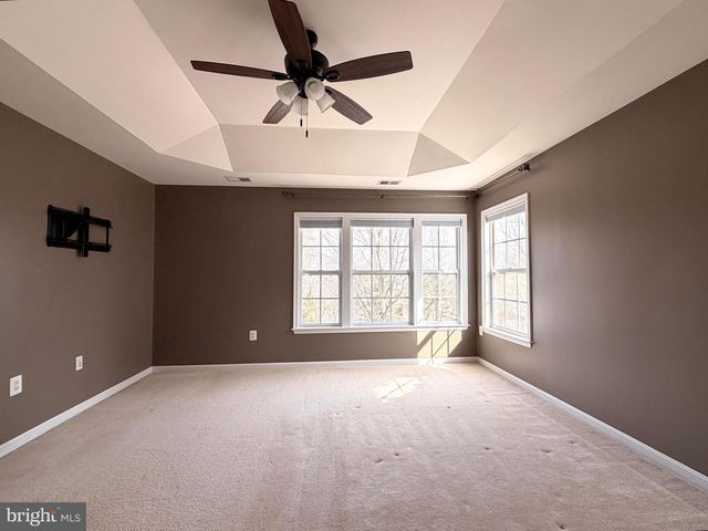 43086 SHADOW TER, Leesburg, VA 20176