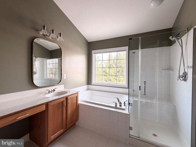 43086 SHADOW TER, Leesburg, VA 20176