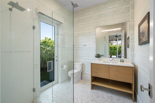 728 Malaga Dr, Boca Raton, FL 33432