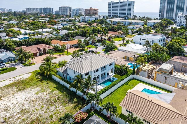 728 Malaga Dr, Boca Raton, FL 33432