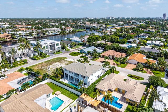 728 Malaga Dr, Boca Raton, FL 33432