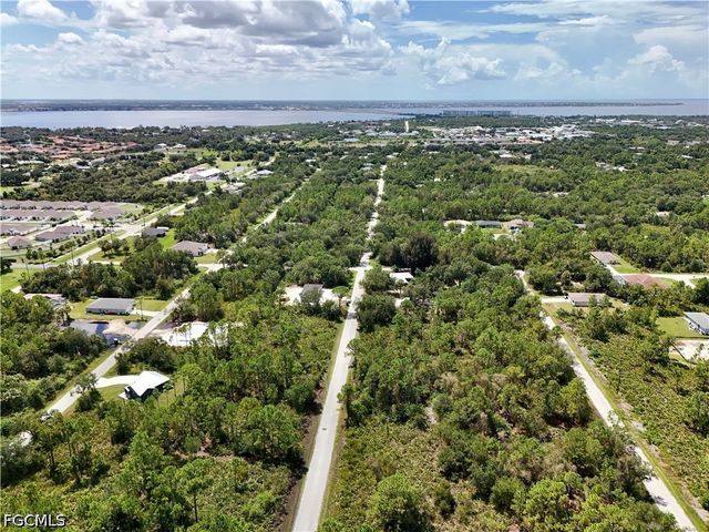 3294 Dunkirk ST, Port Charlotte, FL 33980