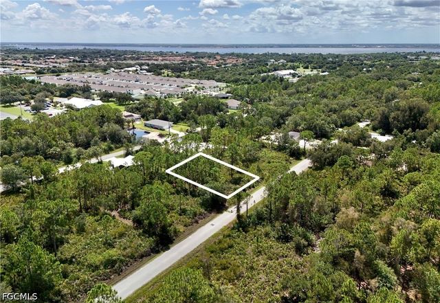 3294 Dunkirk ST, Port Charlotte, FL 33980