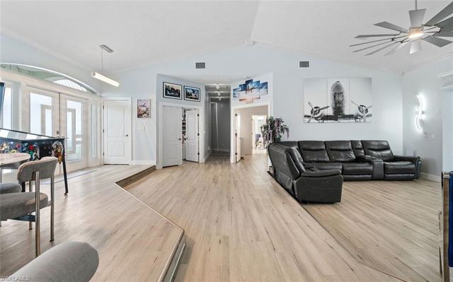 18683 Baseleg AVE, North Fort Myers, FL 33917