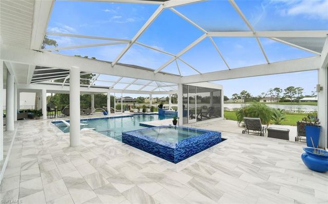 18683 Baseleg AVE, North Fort Myers, FL 33917