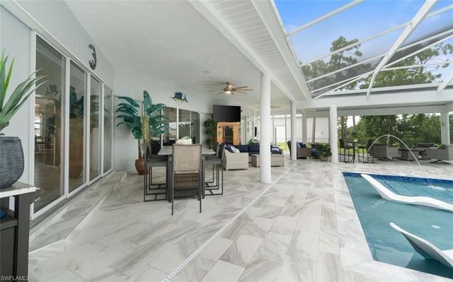 18683 Baseleg AVE, North Fort Myers, FL 33917