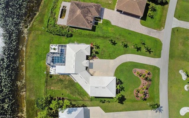 18683 Baseleg AVE, North Fort Myers, FL 33917