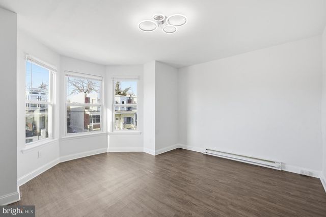 2909 N 24TH ST, Philadelphia, PA 19132