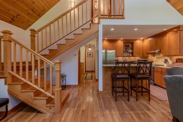 155 Pratt Bridge Road, Jamaica, VT 05343