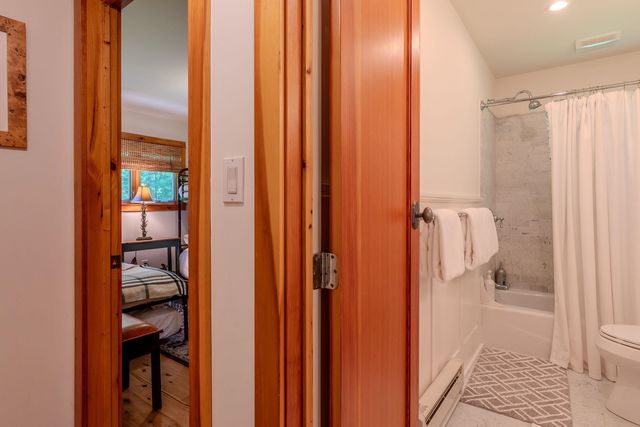 155 Pratt Bridge Road, Jamaica, VT 05343