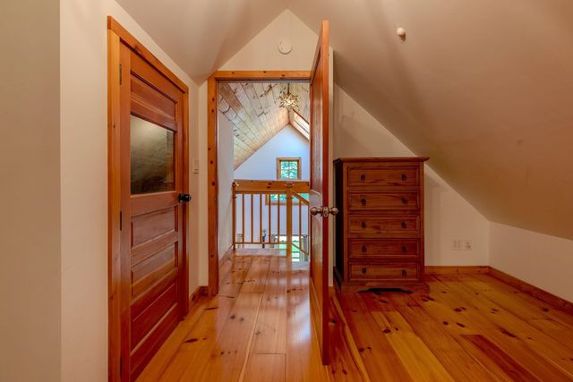 155 Pratt Bridge Road, Jamaica, VT 05343