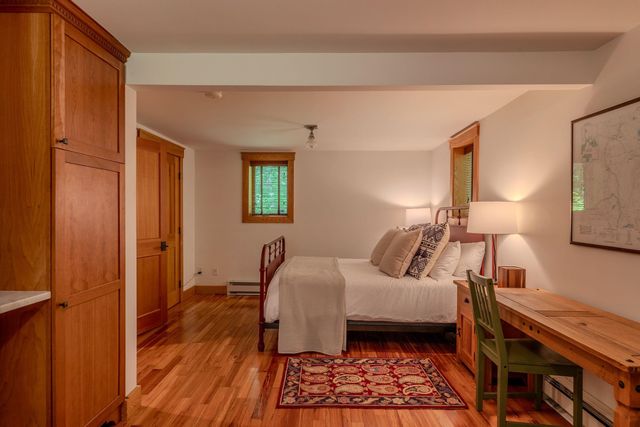 155 Pratt Bridge Road, Jamaica, VT 05343