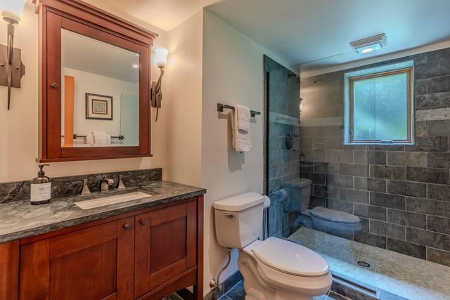 155 Pratt Bridge Road, Jamaica, VT 05343