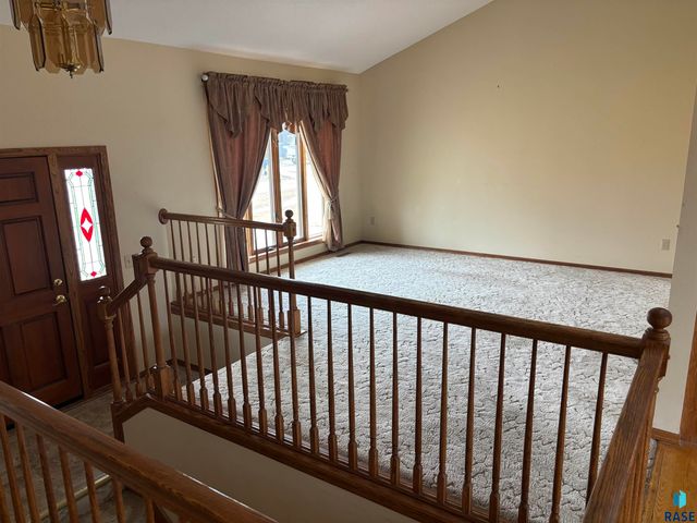 1809 S Remington Cir Circle, Sioux Falls, SD 57106