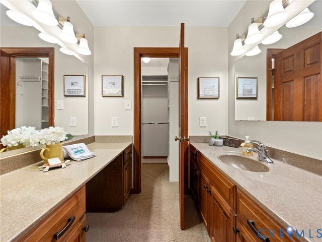 9302 Blagdon Dr, Hanover, VA 23116