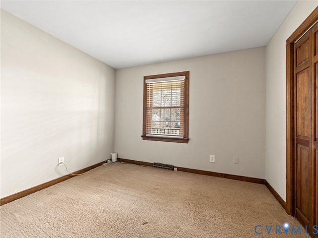 9302 Blagdon Dr, Hanover, VA 23116