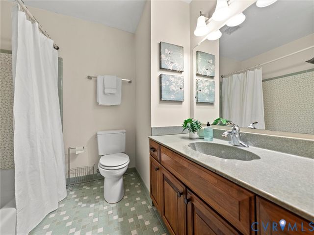 9302 Blagdon Dr, Hanover, VA 23116