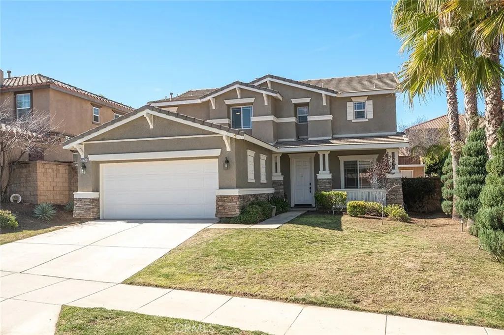 32353 Clear Water, Lake Elsinore, CA 92532