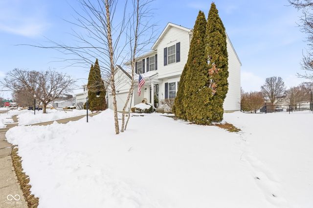 13926 Wakefield Place, Fishers, IN 46038