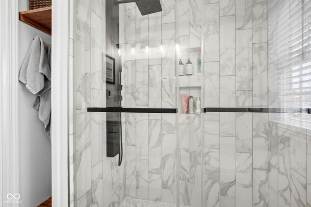 13926 Wakefield Place, Fishers, IN 46038