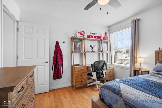 13926 Wakefield Place, Fishers, IN 46038