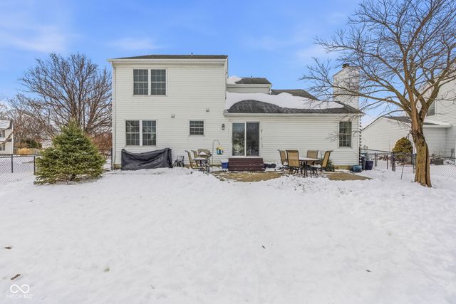 13926 Wakefield Place, Fishers, IN 46038