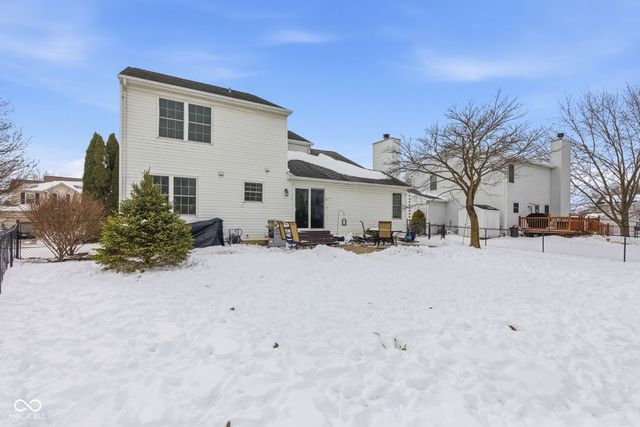 13926 Wakefield Place, Fishers, IN 46038