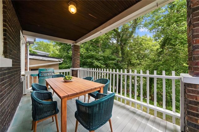 98 Hill Ave, Carnegie, PA 15106