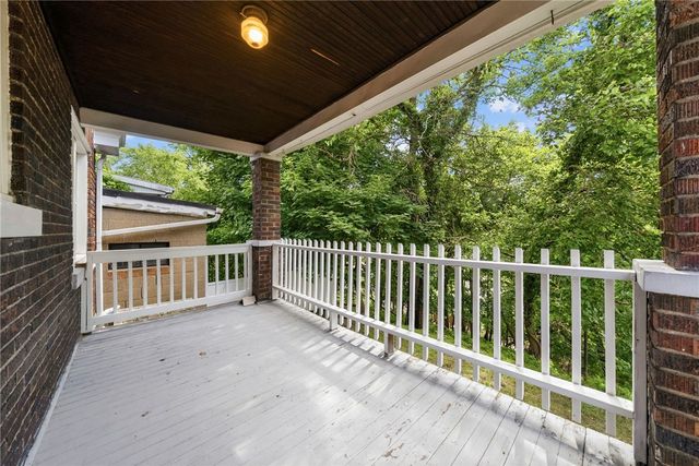 98 Hill Ave, Carnegie, PA 15106